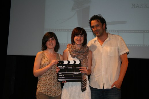 Huhezinema 2012ko ikasleen lehiaketan bi sari erdietsi zituen "Maskarak" dokumentalaren egileak, Arkupe Kultur Etxean egindako sari banaketa ekitaldian. 